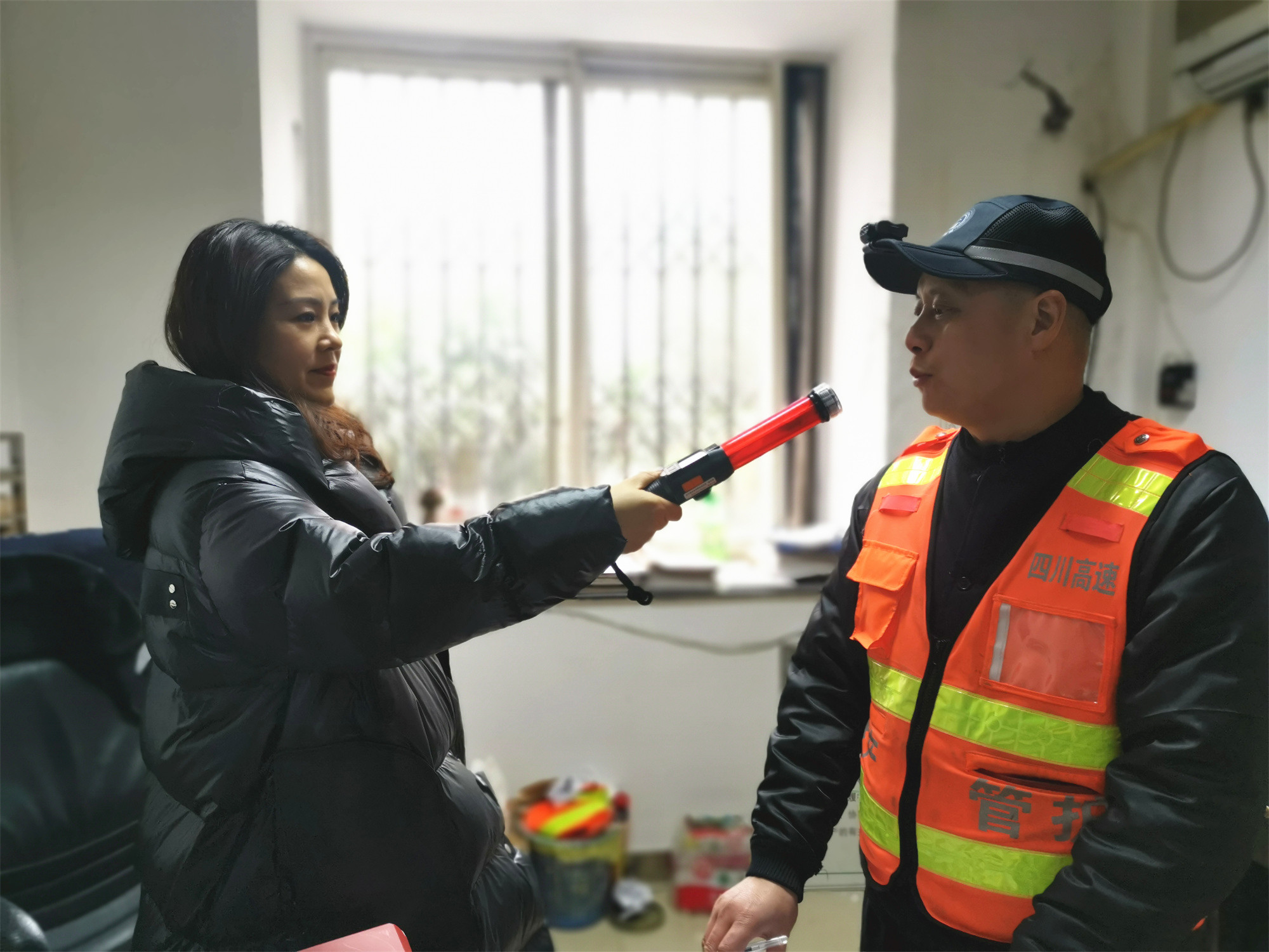 內江管理處開展路產管護隊駕駛員崗前酒精檢測