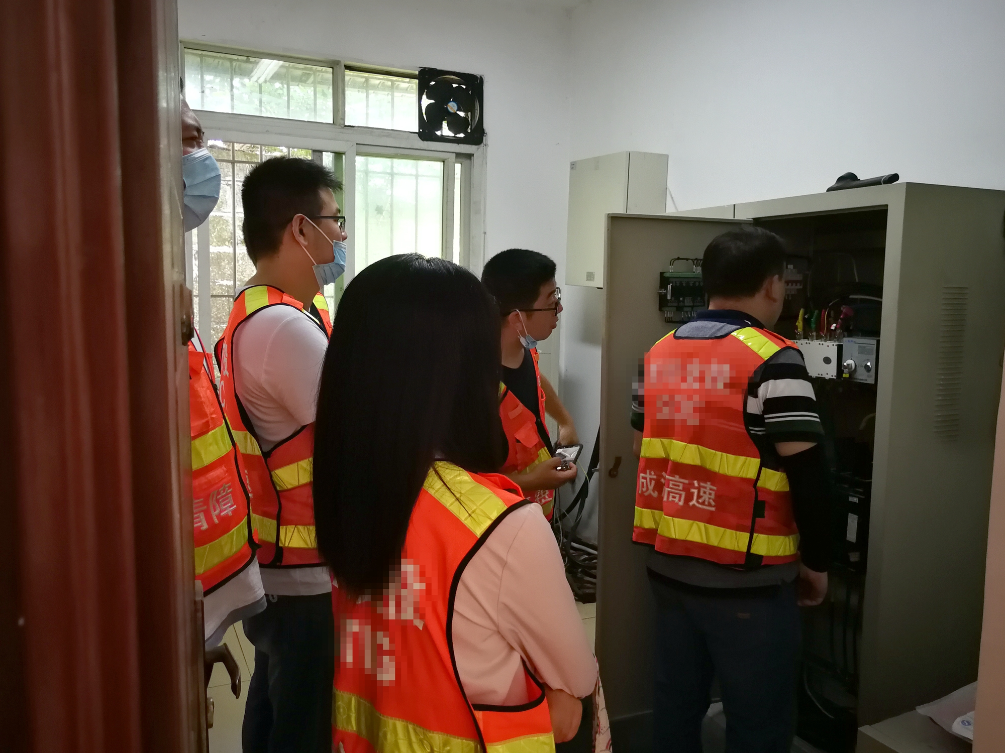成渝高速公路球溪西收費站開展突發機電系統運行故障事件現場處置應急演練