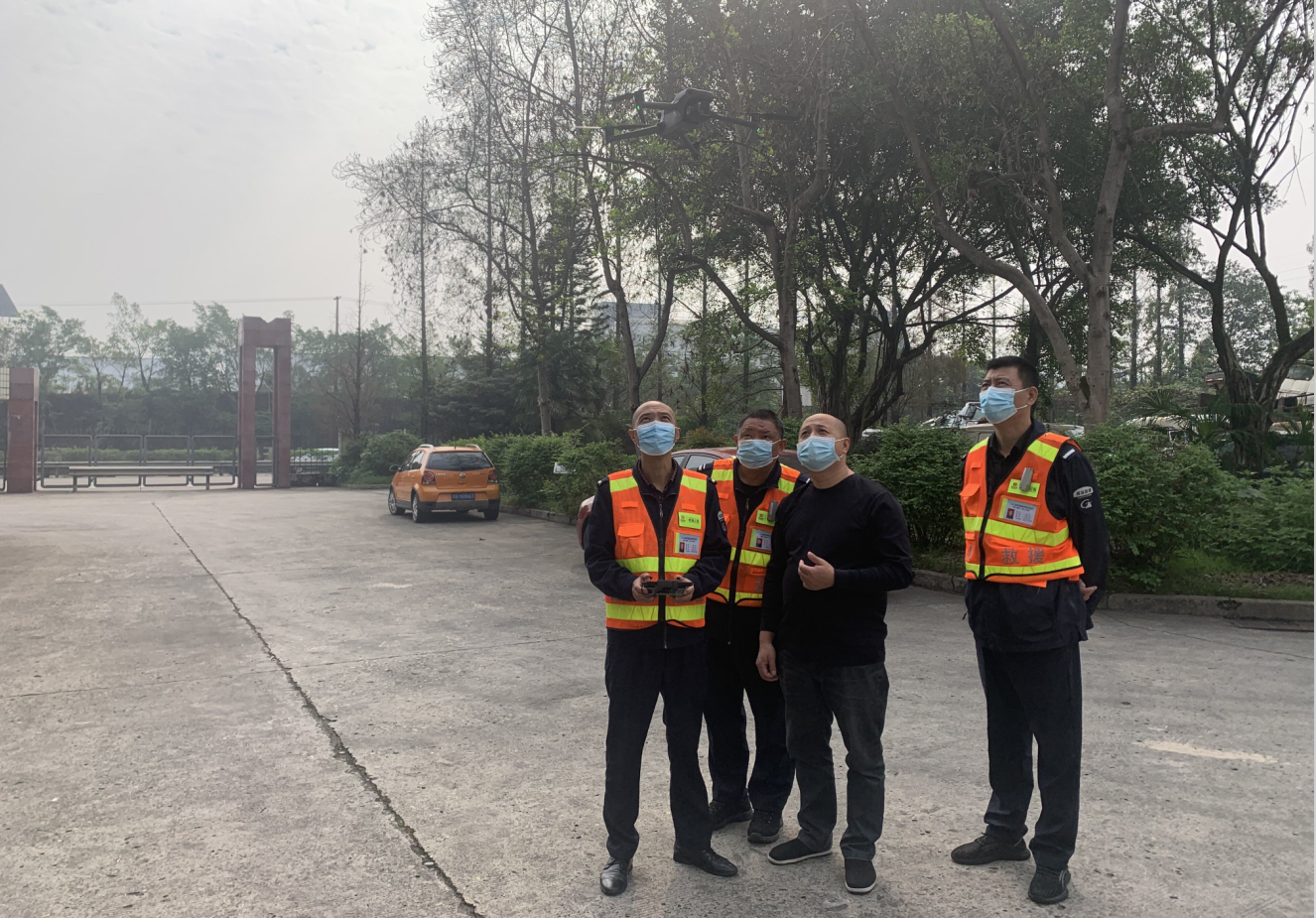 內(nèi)江管理處組織管護(hù)隊(duì)員開(kāi)展無(wú)人機(jī)操作培訓(xùn)