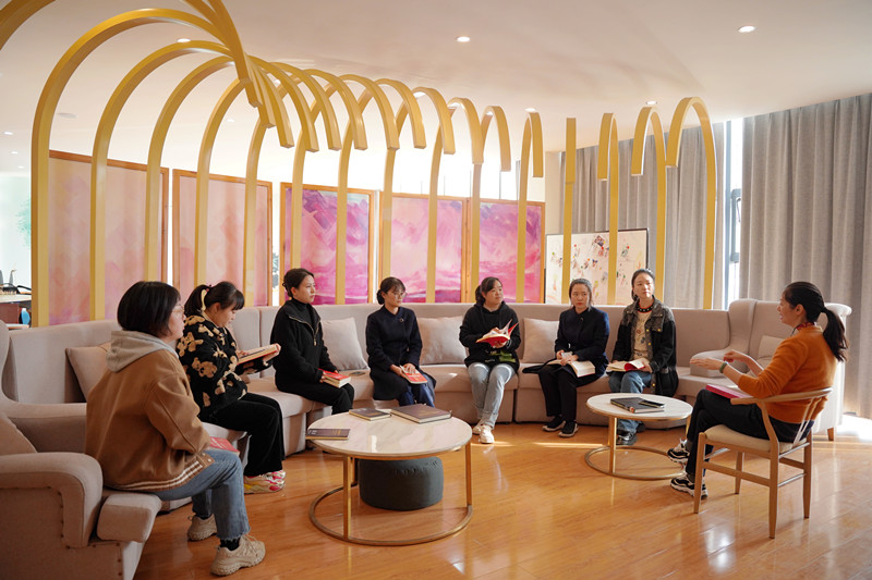 11.25+鄧剛 徐霞+資陽管理處工會積極開展“巾幗心向黨 建功新征程”黨的二十大精神宣傳宣講活動_副本