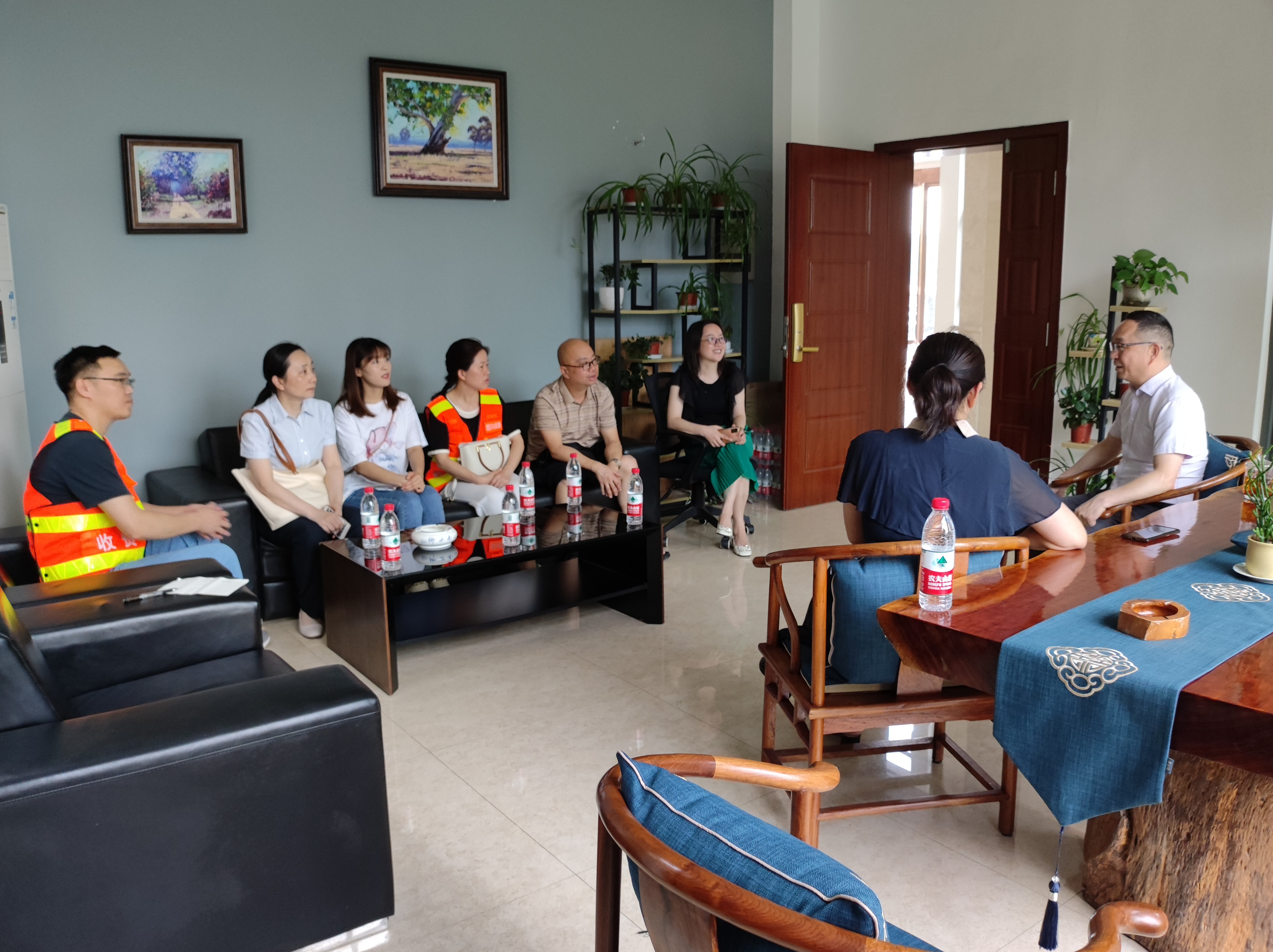 內(nèi)江管理處實(shí)地走訪高速沿線企業(yè)