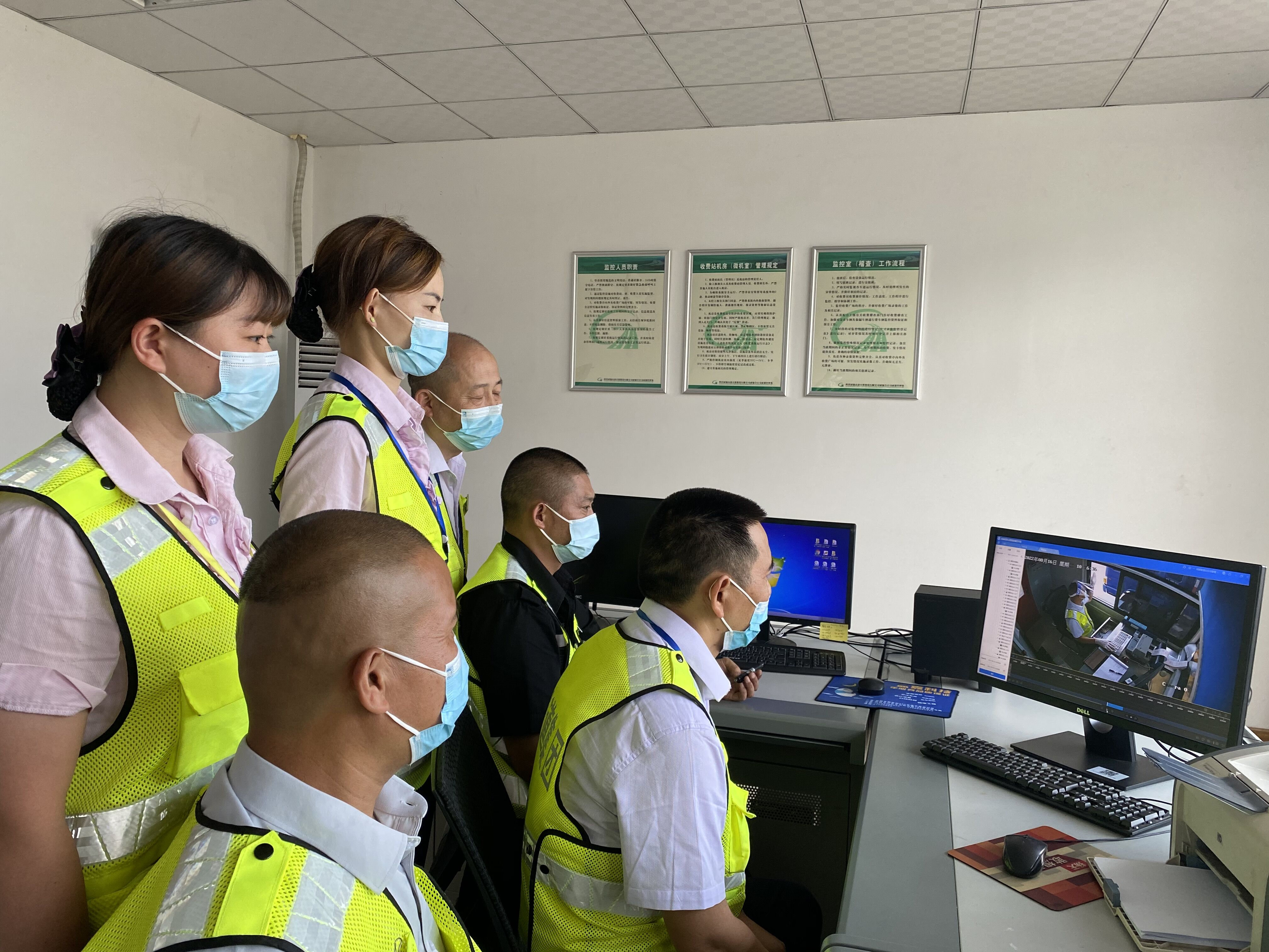互查互學 互評互鑒——成都管理處簡陽北收費站開展收費業務交流學習