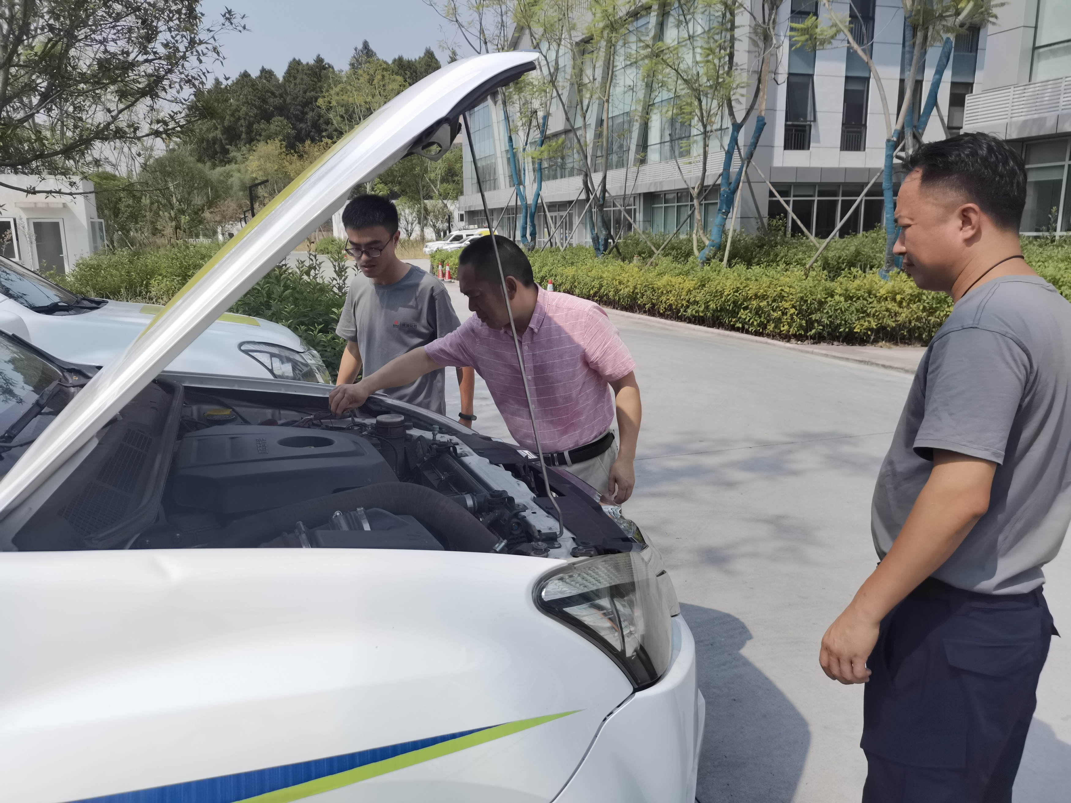 成都管理處開展安全專項檢查