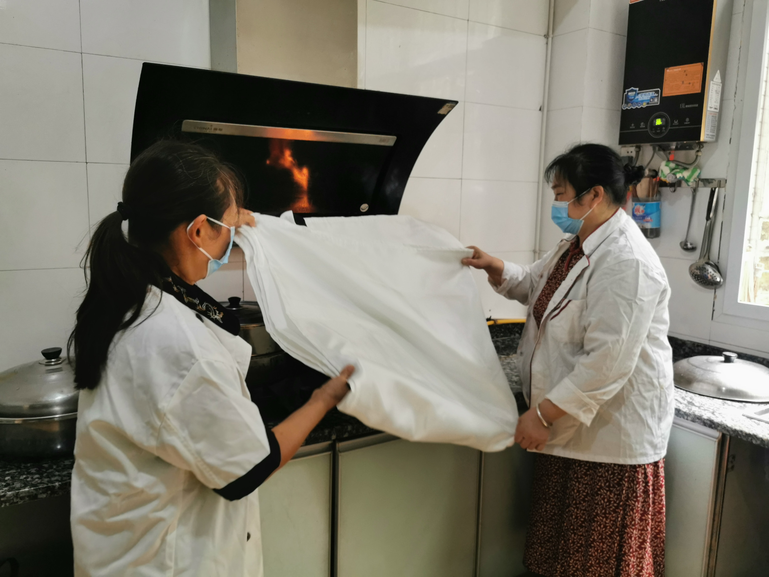 成渝高速資中收費站開展消防事故應急處置演練