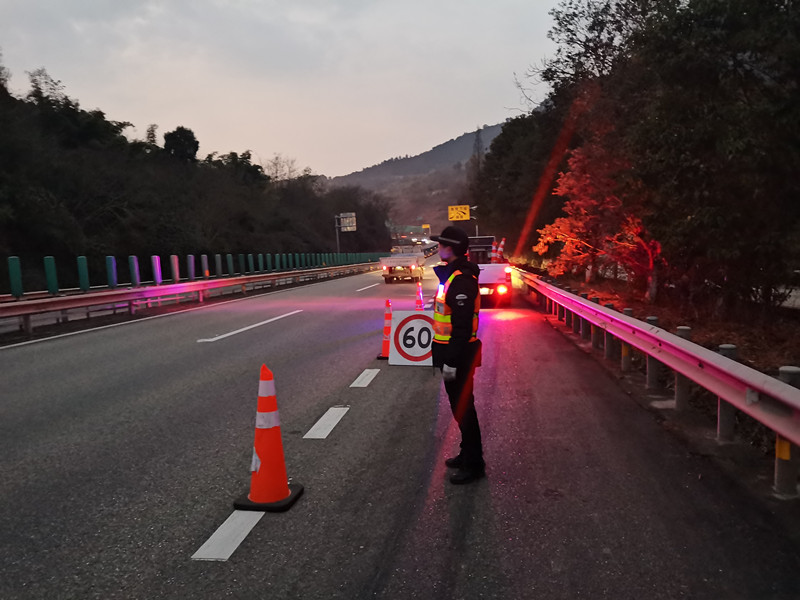 成都管理處順利完成2023年元旦節(jié)期間安全生產(chǎn)暨保通保暢工作