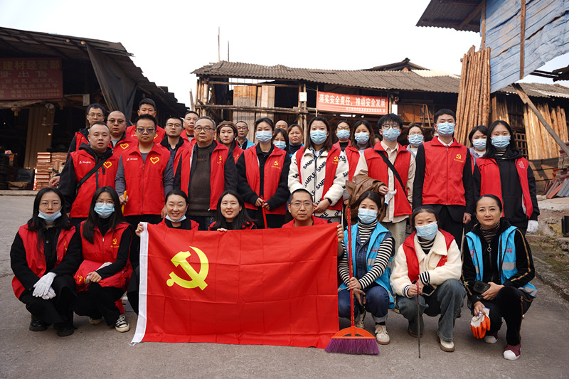 共創(chuàng)衛(wèi)生文明城，同做文明禮貌人