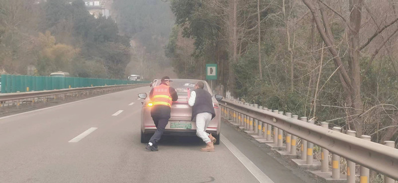 2.21+陳靜+成都管理處路產管護快速處置故障車