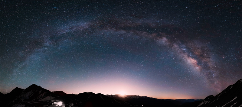 璀璨星河+四川成渝高速公路股份有限公司成渝分公司資陽(yáng)管理處+王謝純