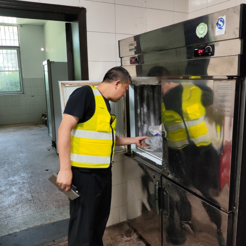 內(nèi)江管理處用心守護員工“舌尖上的安全”